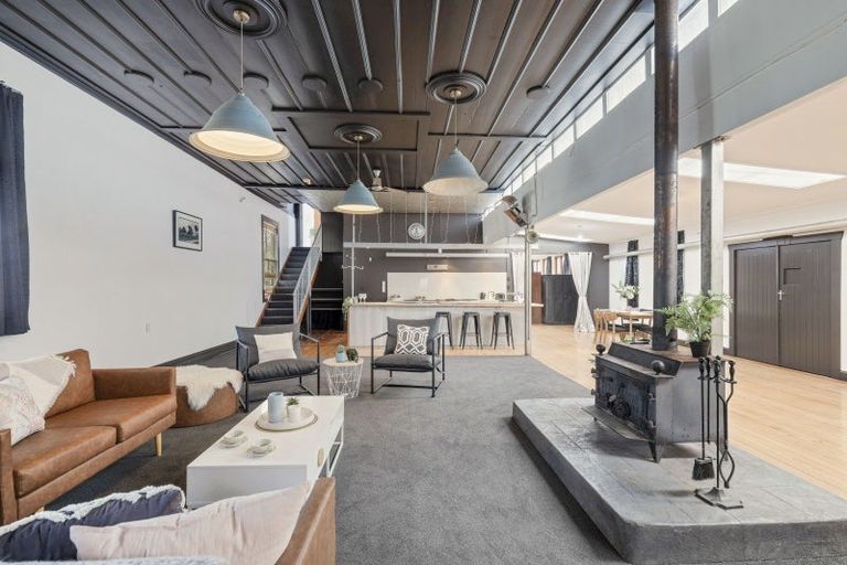 Photo of property in 43 Domett Street, Waitara, 4320