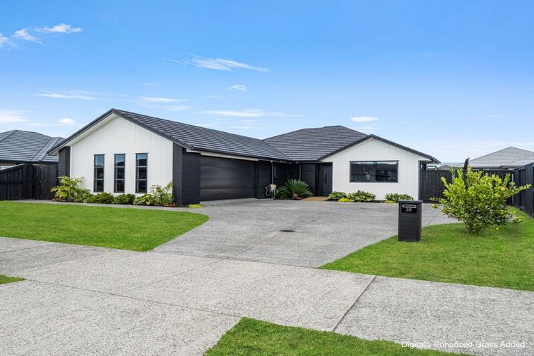 Photo of property in 38 Manawa Road, Papamoa Beach, Papamoa, 3118