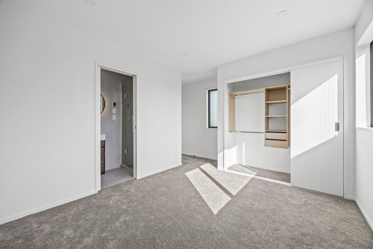 Photo of property in 25 John Gray Street, Papakura, 2110