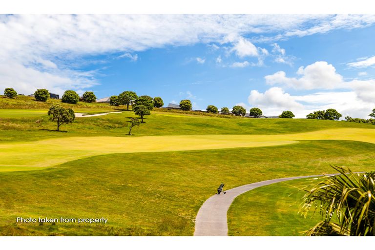 Photo of property in 340 Gulf Harbour Drive, Gulf Harbour, Whangaparaoa, 0930