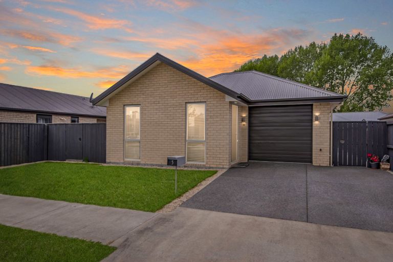 Photo of property in 5 Norrie Way, Kaiapoi, 7630