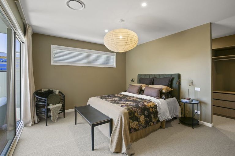 Photo of property in Mangorei Road, Strandon, New Plymouth, 4312