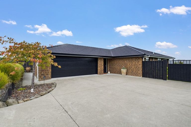Photo of property in 21 Macdonald Heights, Feilding, 4702