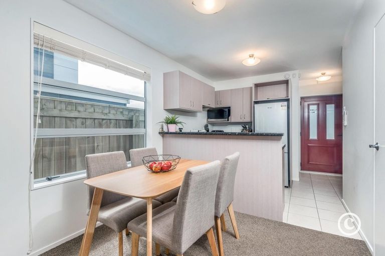 Photo of property in 14-f2 Tireti Road, Titahi Bay, Porirua, 5022