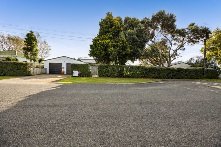 Photo of property in 14 Weld Street, Normanby, Hawera, 4614