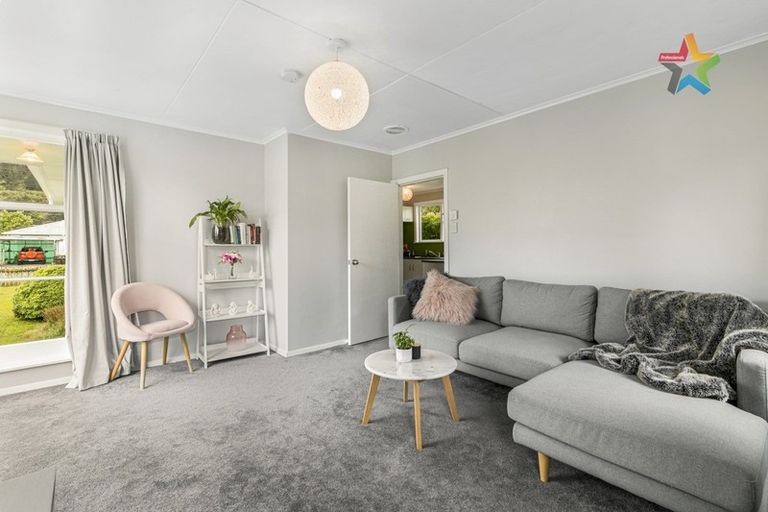 Photo of property in 8 Heath Street, Wainuiomata, Lower Hutt, 5014