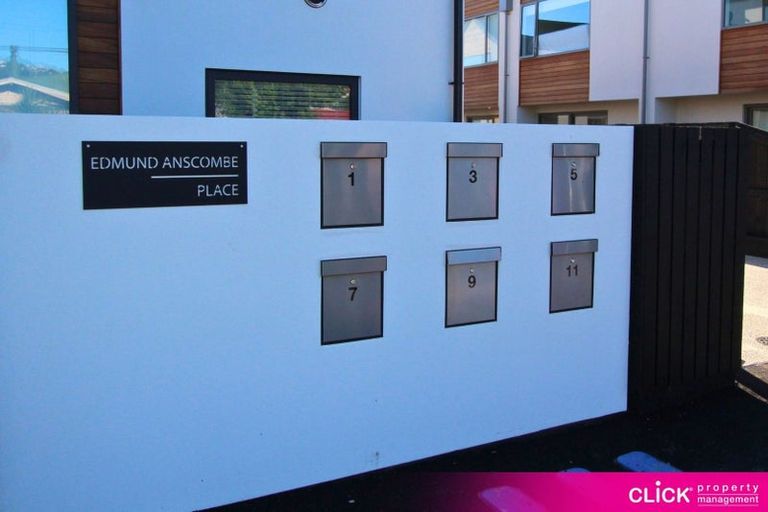 Photo of property in 11 Edmund Anscombe Place, Caversham, Dunedin, 9012
