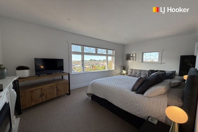 Photo of property in 104 Forbury Road, Saint Clair, Dunedin, 9012