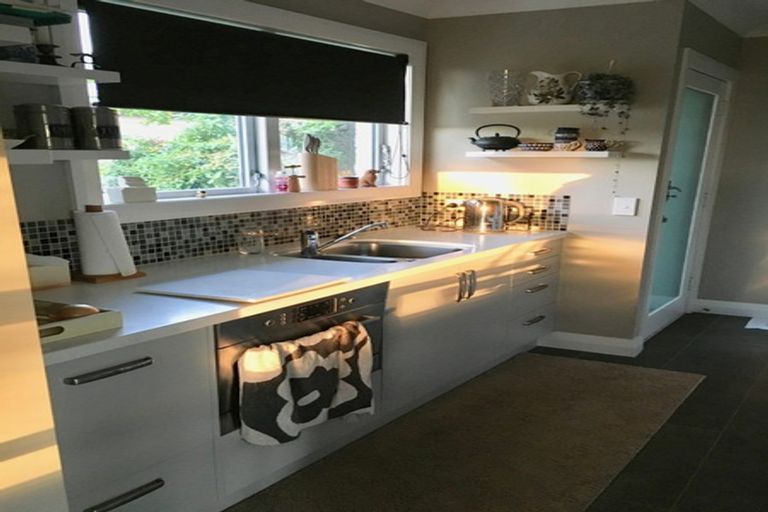 Photo of property in 38a Parata Street, Waikanae, 5036