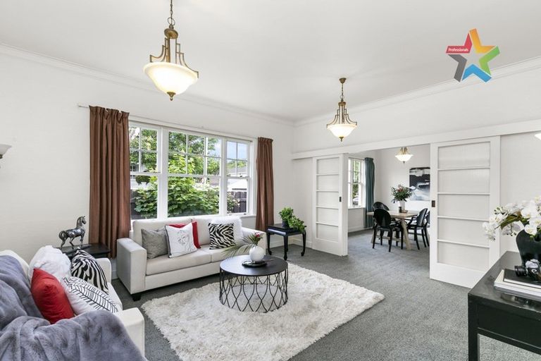 Photo of property in 284 Karori Road, Karori, Wellington, 6012