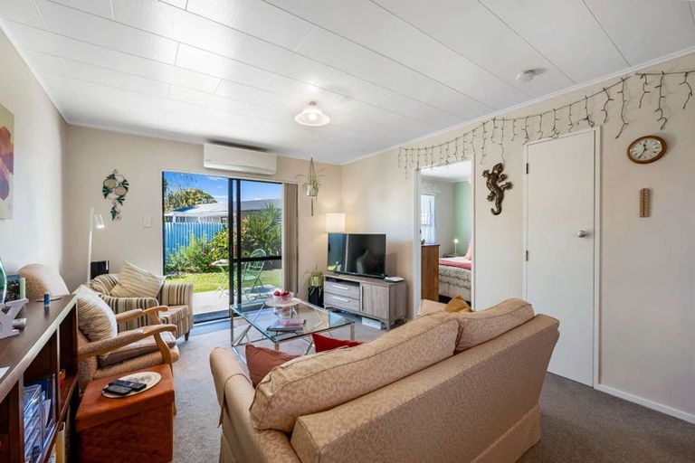 Photo of property in 2/283 Westminster Avenue, Tamatea, Napier, 4112