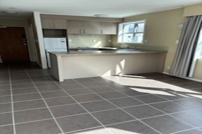 Photo of property in 36f6 Roxburgh Street, Mount Victoria, Wellington, 6011