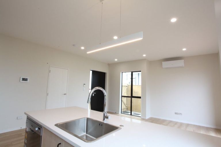 Photo of property in 51 John Gray Street, Papakura, 2110