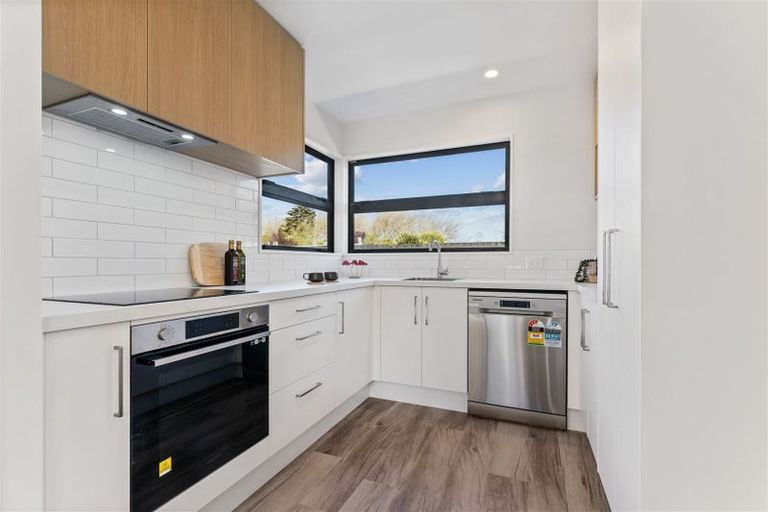 Photo of property in 117b Tancred Street, Linwood, Christchurch, 8062