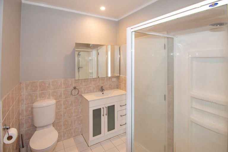 Photo of property in Maddison Apartments, 3/6a Queen Street, Palmerston North, 4410