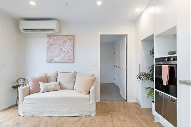 Photo of property in 50 Muster Road, Jacks Point, 9371