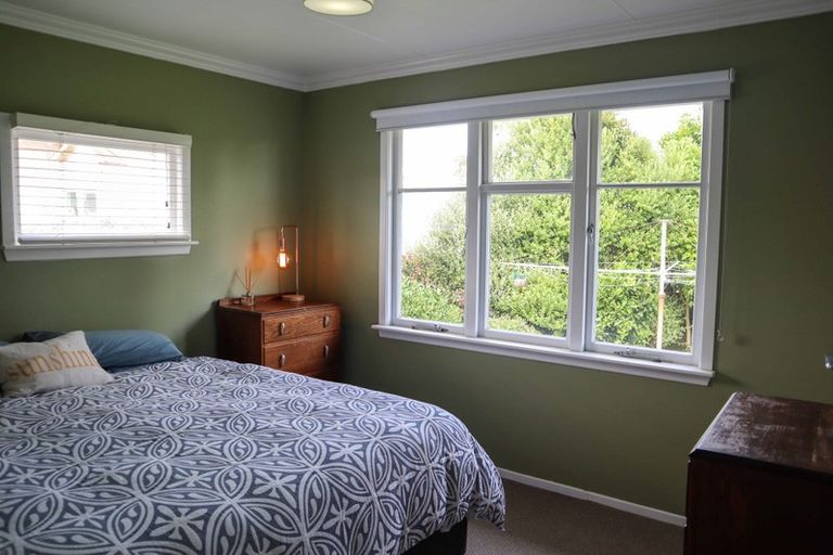 Photo of property in 27 Galt Street, Hawera, 4610