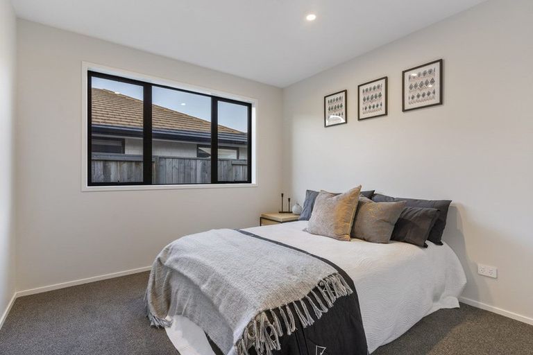 Photo of property in 2 Harding Drive, Papamoa Beach, Papamoa, 3118