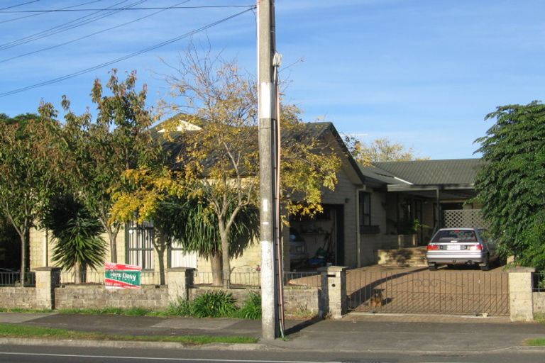 Photo of property in 321 Hobsonville Road, Hobsonville, Auckland, 0618