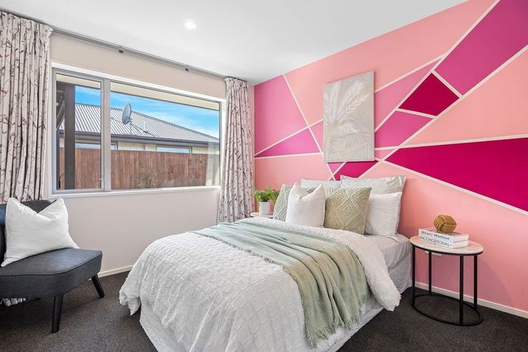 Photo of property in 12 Hurutini Way, Halswell, Christchurch, 8025