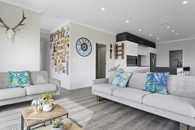 Photo of property in 45 Mike Smith Drive, Cambridge, 3434