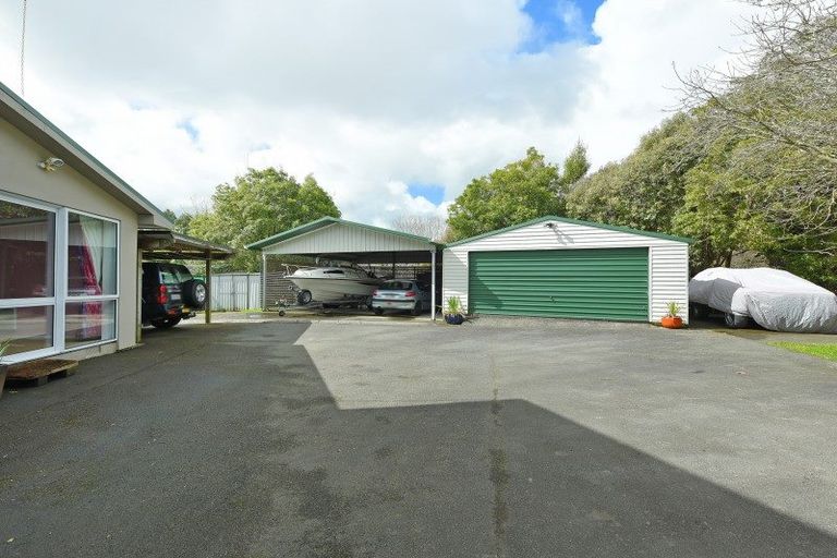 Photo of property in 160 Katherine Mansfield Drive, Whitemans Valley, Upper Hutt, 5371