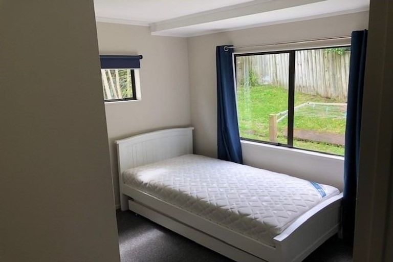 Photo of property in 1/42 Woodlands Crescent, Browns Bay, Auckland, 0630