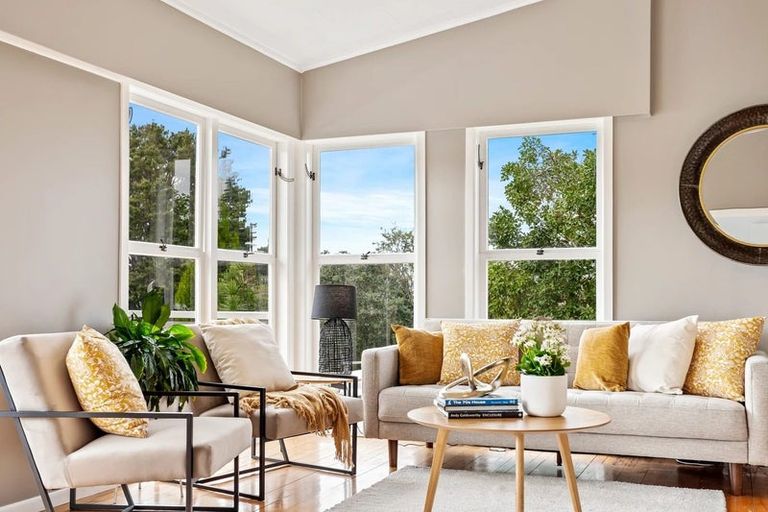 Photo of property in 8 Reiman Street, New Lynn, Auckland, 0600