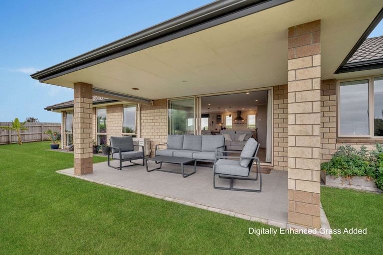 Photo of property in 12 Omana Avenue, Shelly Beach, Helensville, 0874