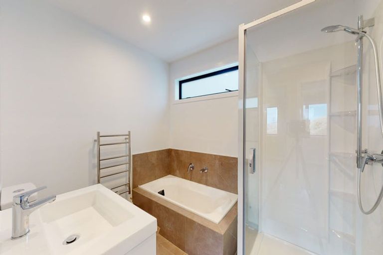 Photo of property in 29 Comber Place, Johnsonville, Wellington, 6037