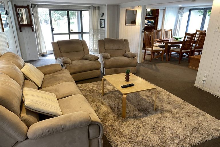 Photo of property in 238 Hibiscus Coast Highway, Orewa, 0931