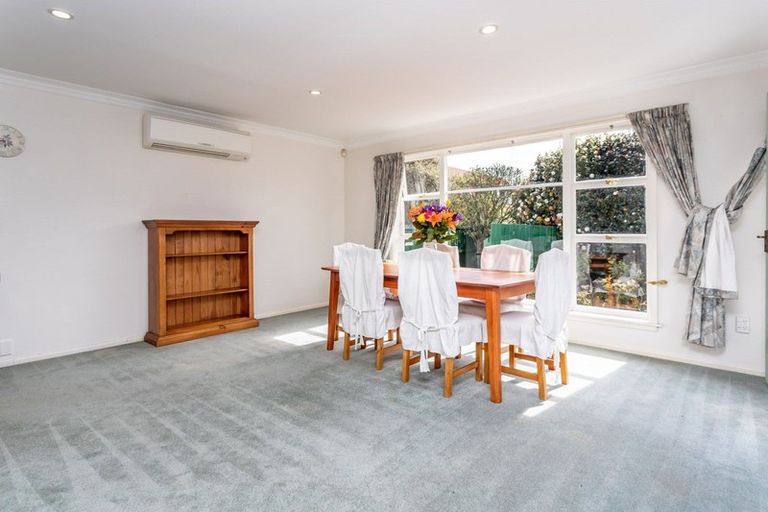 Photo of property in 143 Grahams Road, Burnside, Christchurch, 8053