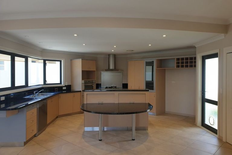 Photo of property in 38 Rochfort Road, Havelock North, 4130