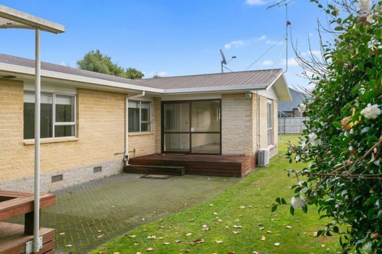 Photo of property in 70a Grey Street, Cambridge, 3434