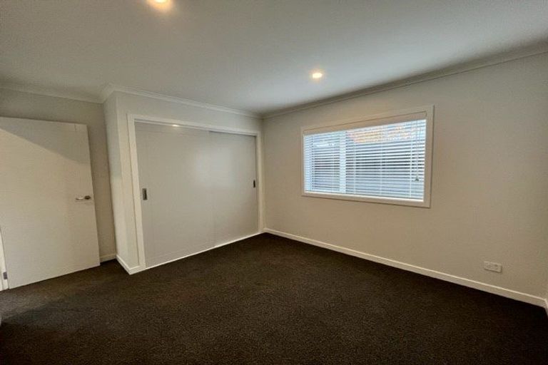 Photo of property in 108a Strand Crescent, Naenae, Lower Hutt, 5011