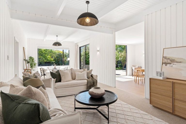 Photo of property in 116 Paparoa Street, Papanui, Christchurch, 8053