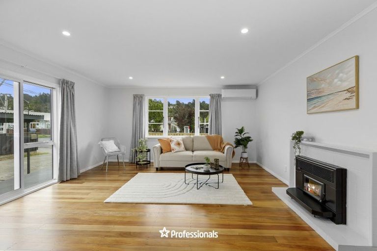 Photo of property in 179 Stokes Valley Road, Stokes Valley, Lower Hutt, 5019