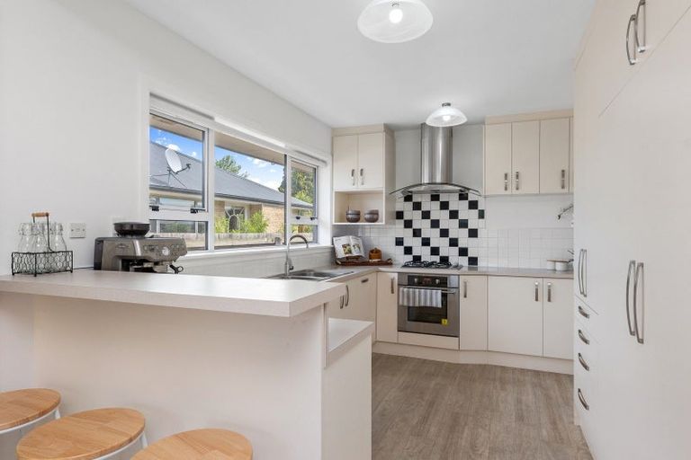 Photo of property in 32 Carruthers Street, Ilam, Christchurch, 8041