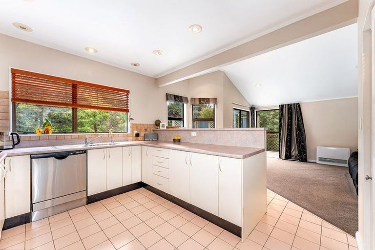 Photo of property in 15 The Mainsail, Whitby, Porirua, 5024