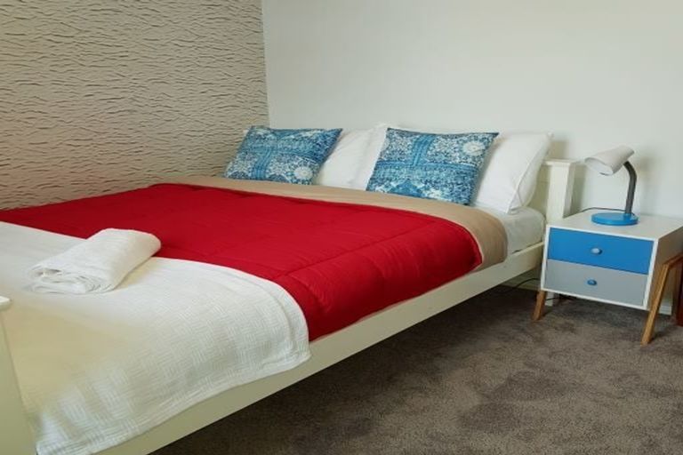 Photo of property in 17 Clinton Street, Fitzroy, New Plymouth, 4312