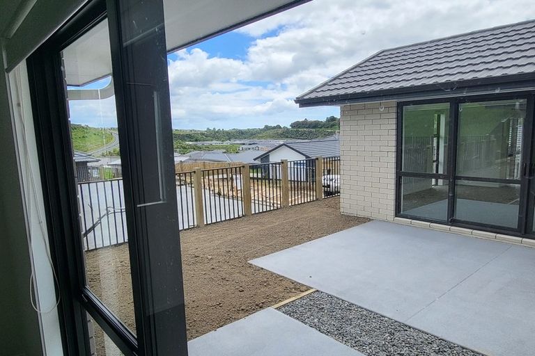 Photo of property in 9 Kihona Rise, Pyes Pa, Tauranga, 3112