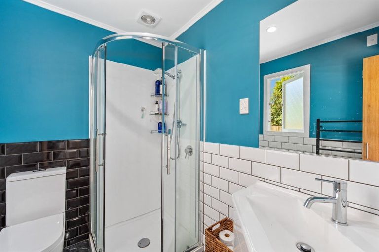 Photo of property in 10 Pitama Road, Awapuni, Palmerston North, 4412