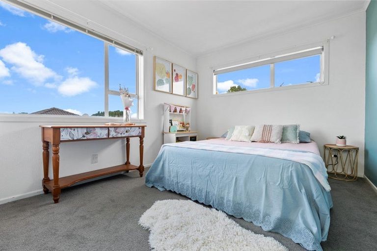 Photo of property in 29a Doment Crescent, Orewa, 0931