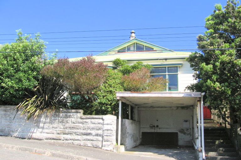 Photo of property in 3 Salisbury Terrace, Mount Cook, Wellington, 6021