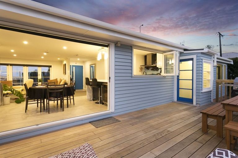 Photo of property in 1/84 Birkenhead Avenue, Birkenhead, Auckland, 0626