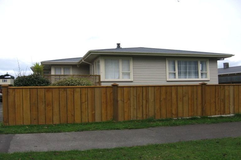 Photo of property in 40 Kelvin Grove Road, Kelvin Grove, Palmerston North, 4414