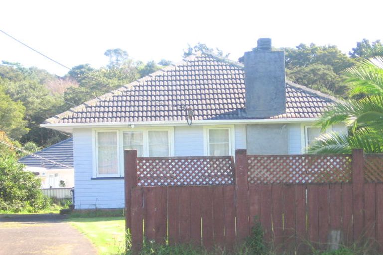 Photo of property in 81 Smythe Road, Henderson, Auckland, 0612