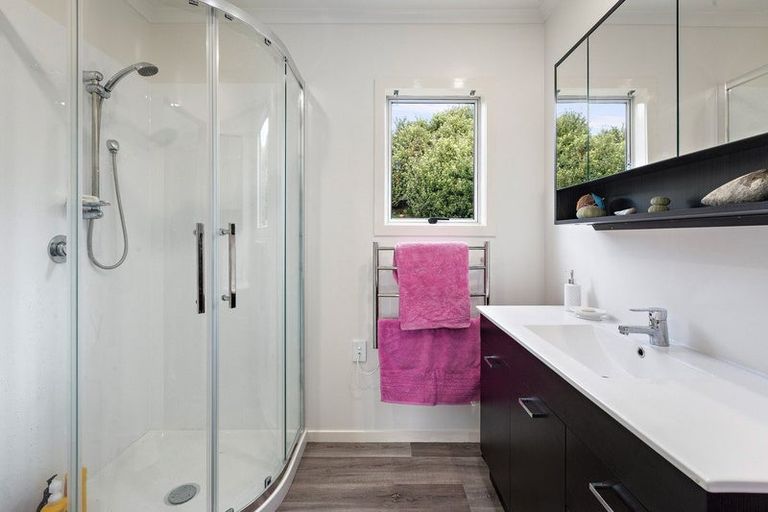 Photo of property in 71 Mangotahi Road, Thames, 3577