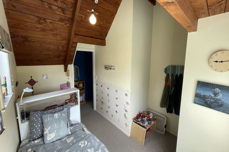 Photo of property in 73 Glen Road, Raumati South, Paraparaumu, 5032