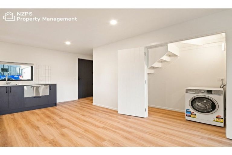 Photo of property in 22 Dallas Lane, Caversham, Dunedin, 9012